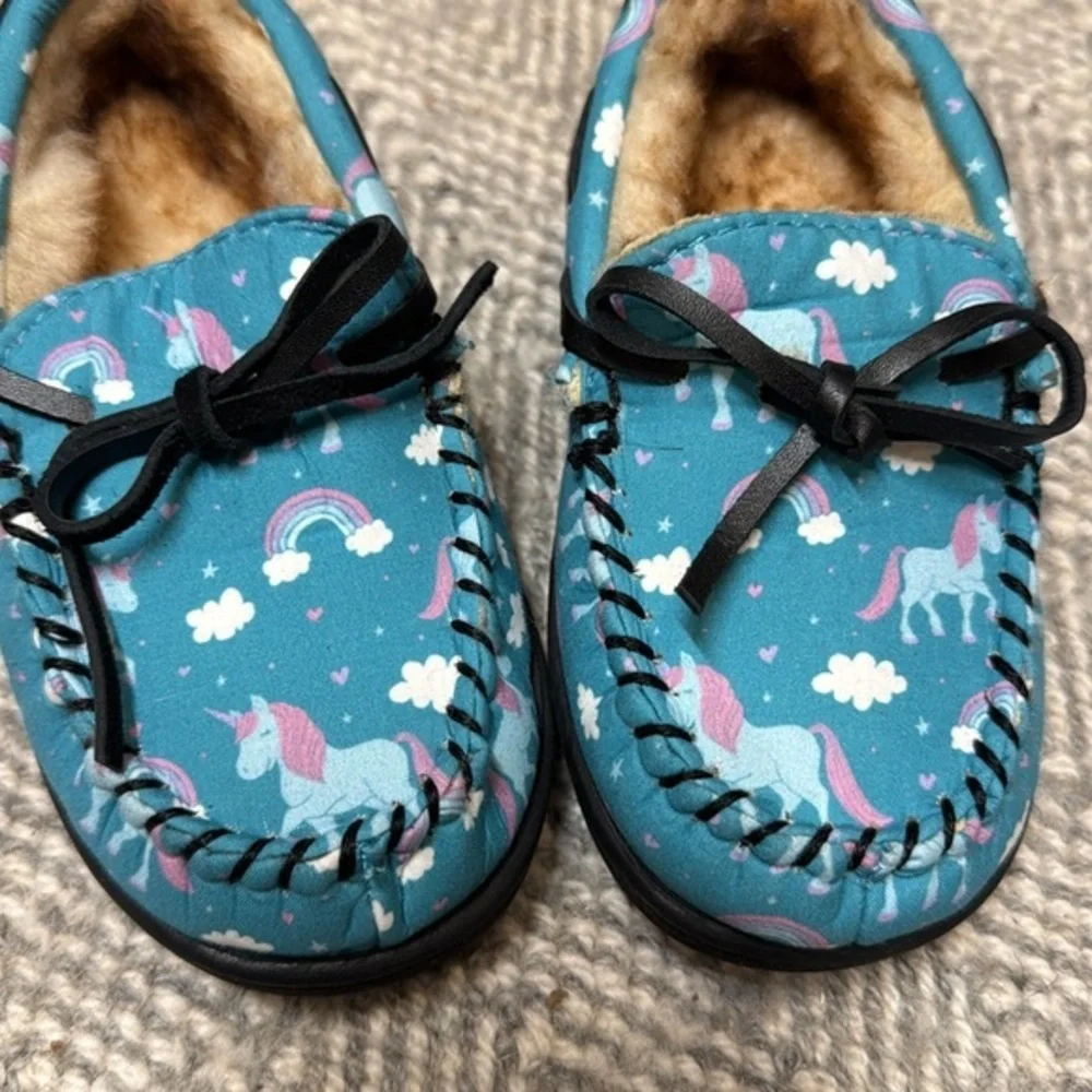 Norty Blue faux suede Unicorn Moccasin Slippers size toddler‎ 9